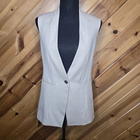 White House Black Market Jackets & Blazers - White House Black Market Beige Sleeveless Blazer‎ Vest Sz 00 Business